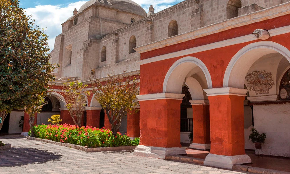 Ruta de la Ciudad Blanca | City Tour & Santa Catalina