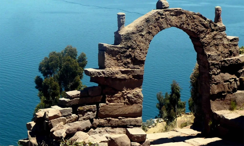 Uros + Taquile | Viaje Ancestral en el Lago | Full Day