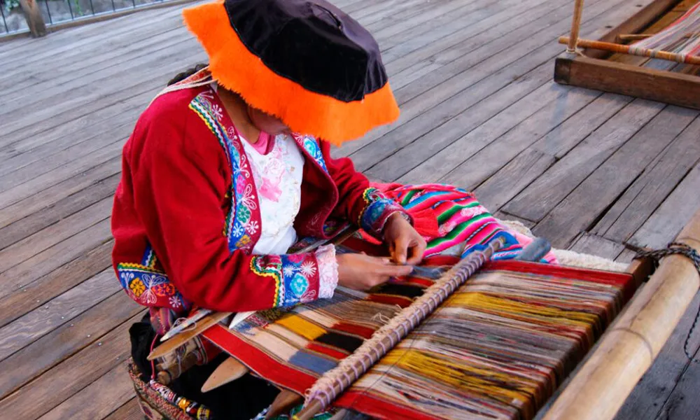 Historia y Tradición de la Textilería de Taquile