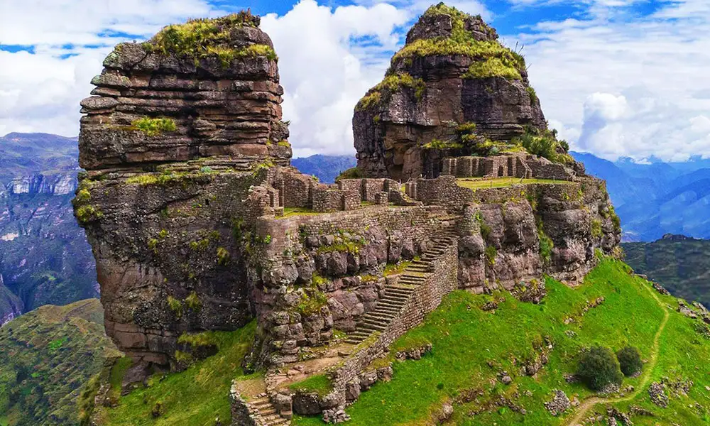 Tour to Waqrapukara | Impressive Inca Fortress